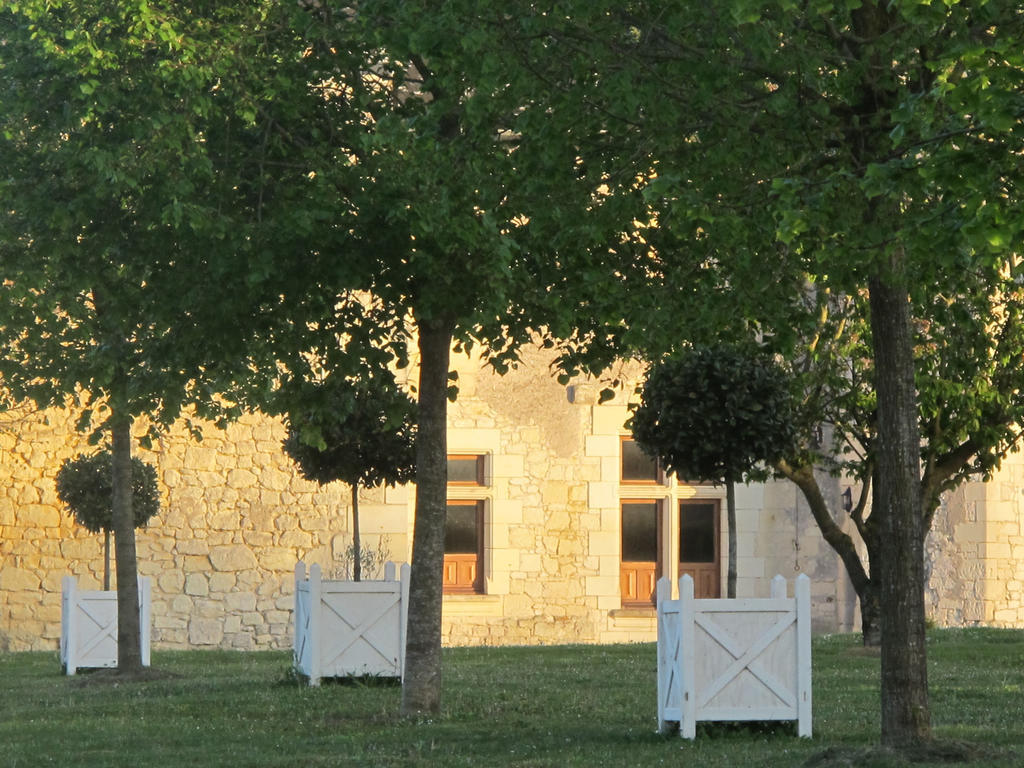 Louerre Manoir Du Bois Noblet Bed & Breakfast エクステリア 写真