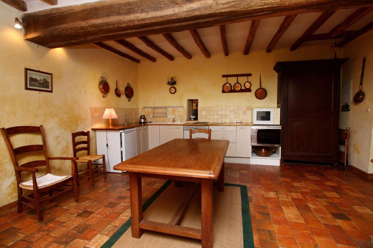 Louerre Manoir Du Bois Noblet Bed & Breakfast エクステリア 写真