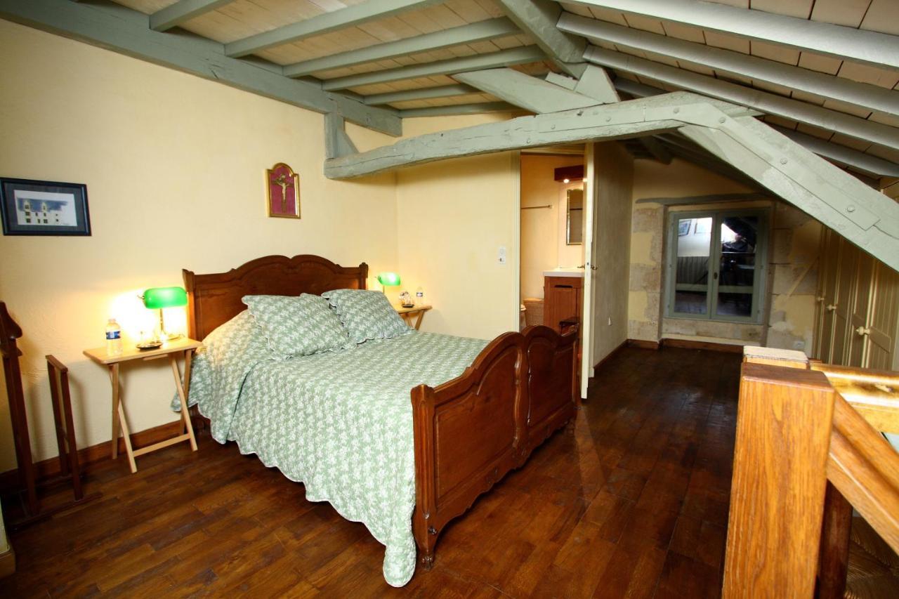 Louerre Manoir Du Bois Noblet Bed & Breakfast エクステリア 写真